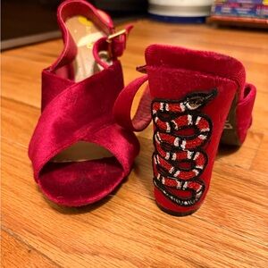 Elegant SNAKE Red Velvet Women's Heels